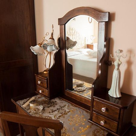 B&B L' Antica Fonte Spinetoli Екстер'єр фото