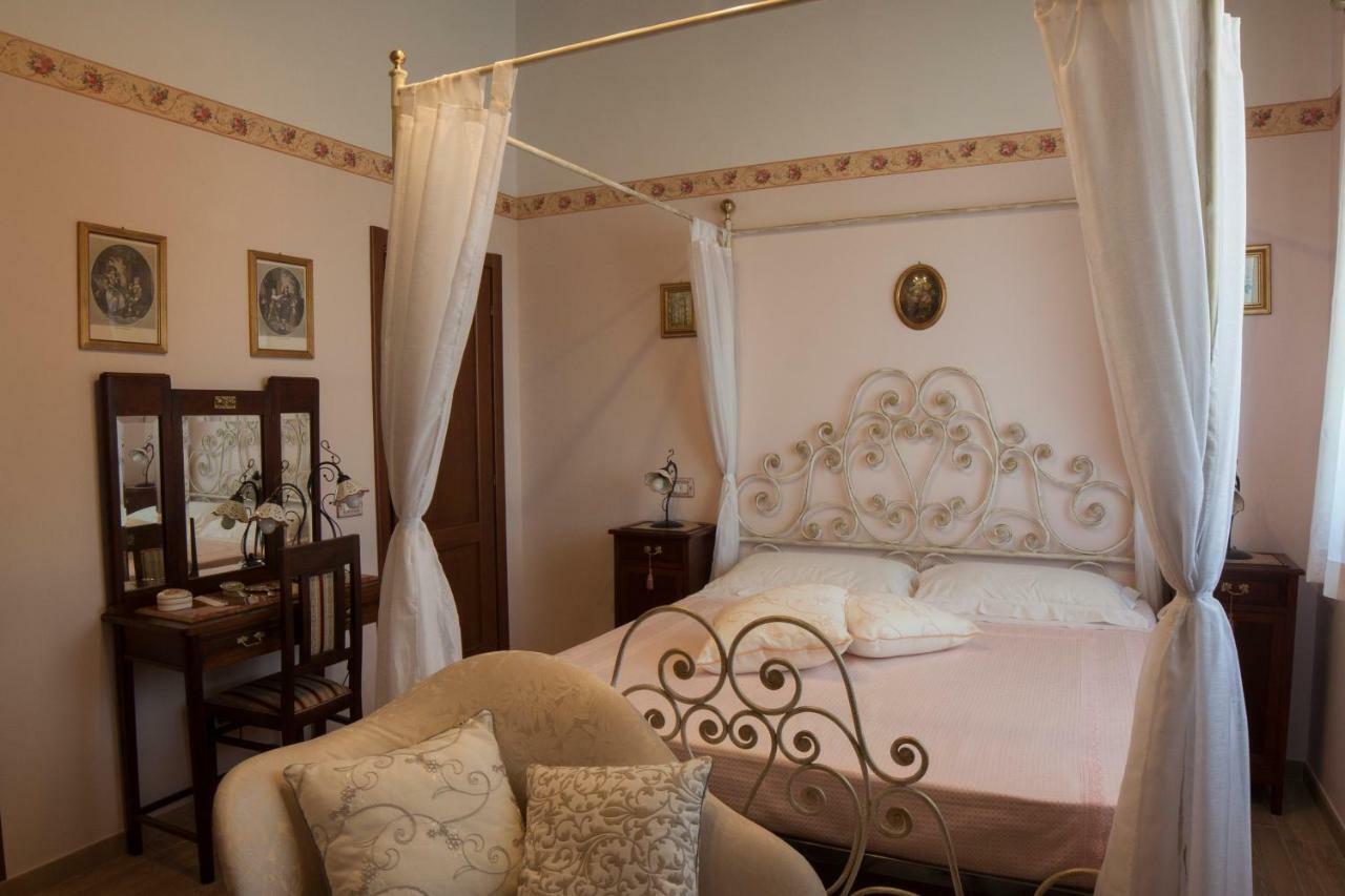 B&B L' Antica Fonte Spinetoli Екстер'єр фото