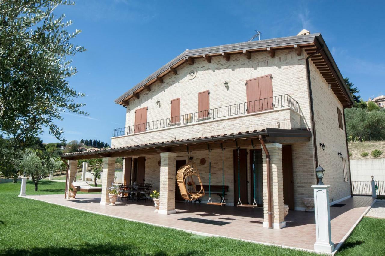 B&B L' Antica Fonte Spinetoli Екстер'єр фото