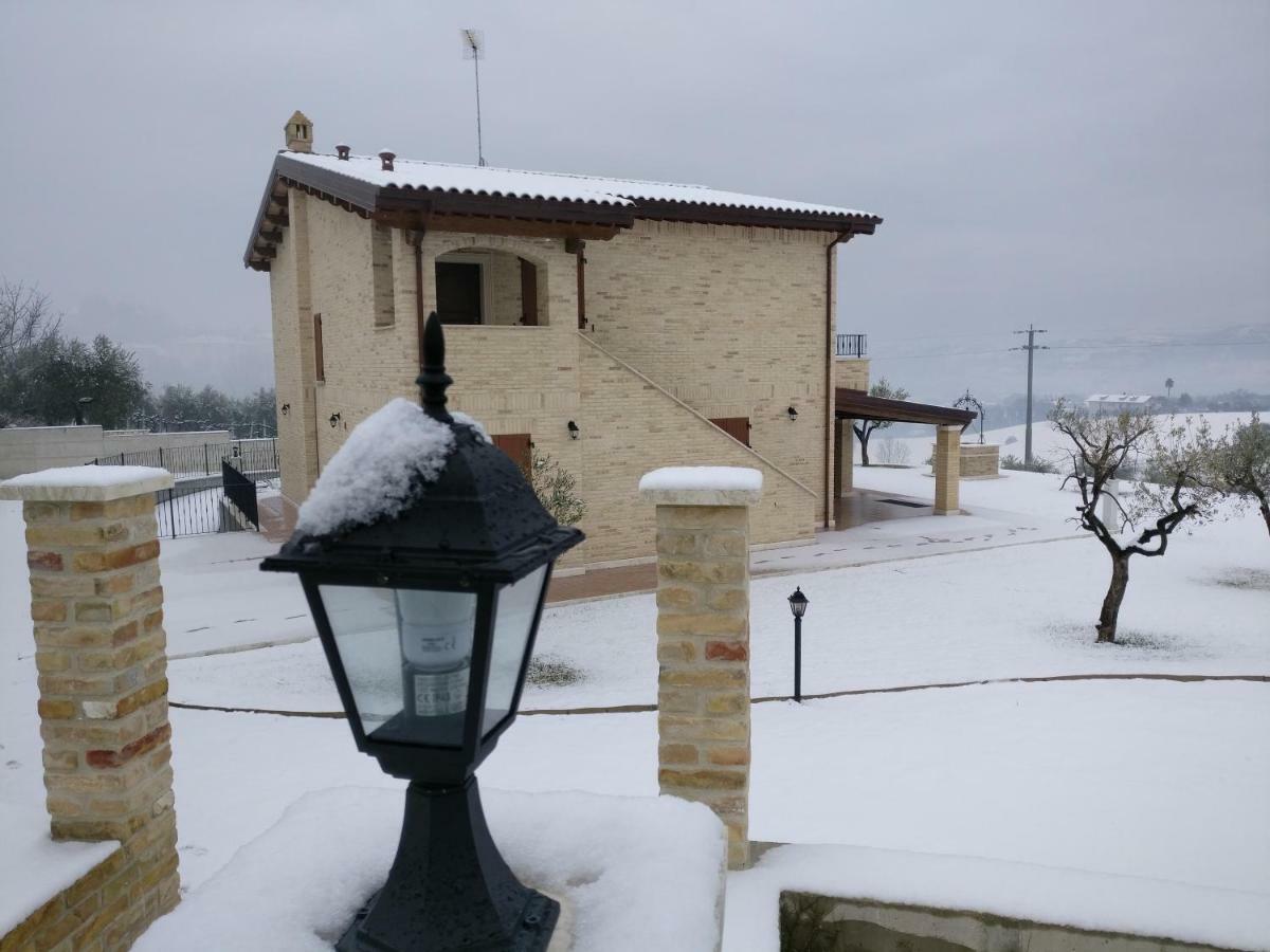 B&B L' Antica Fonte Spinetoli Екстер'єр фото